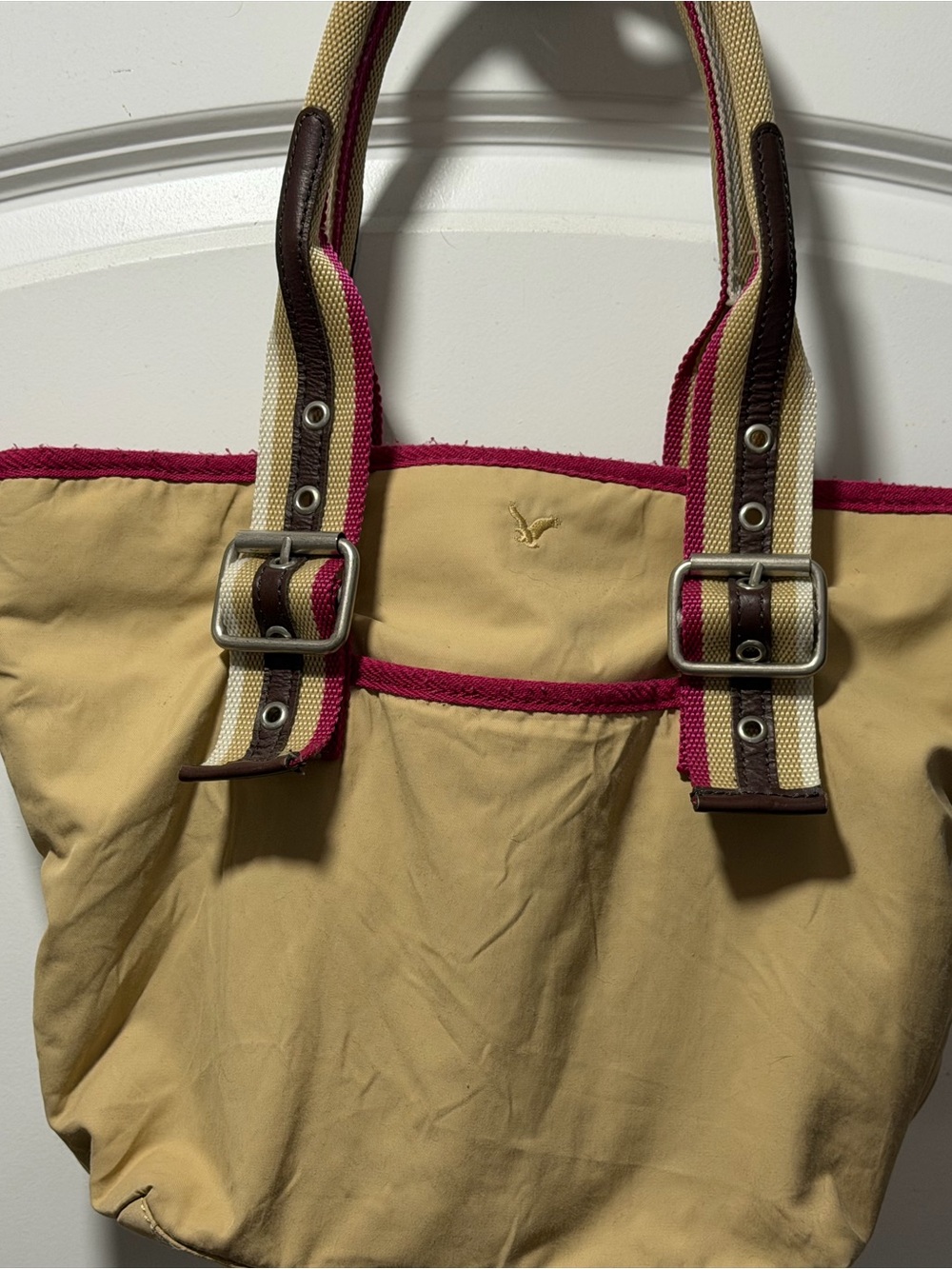 American Eagle bag - beige w/ deep pink trim - Picture 5 of 16